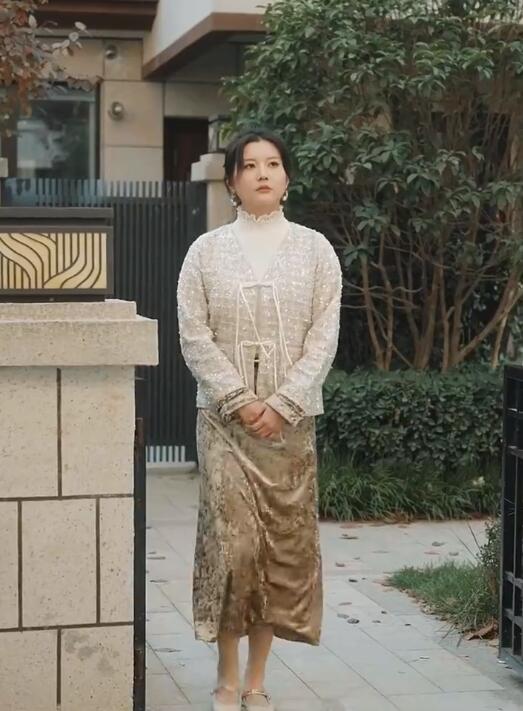 短剧《离婚千金美又飒（离婚后前夫求复合）1-60集》夸克网盘资源免费观看  第1张