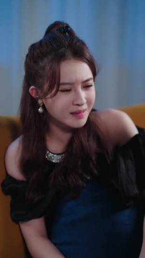 闺蜜是反派她全家把我宠上天（76集）甜宠短剧