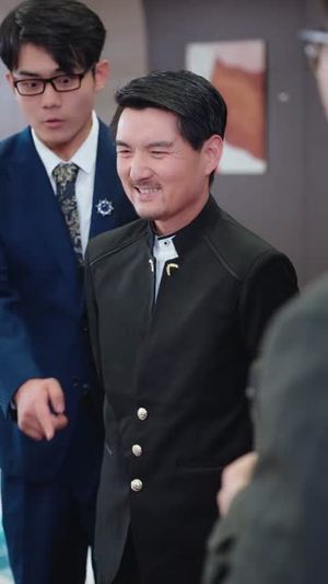 短剧维修就变强,我手搓万物82集全免费!手搓万物嗨翻天 维修就变强,我手搓万物(82集)逆袭短剧