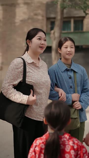 穿越六零:开局遭遇临终托孤82集全免看,临终托孤剧情精彩呈现 穿越六零:开局遭遇临终托孤(82集)穿越短剧