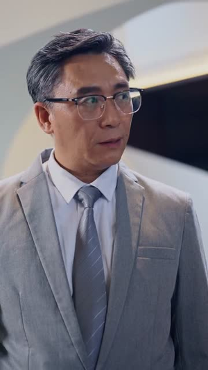 烬玫瑰（71集）逆袭短剧