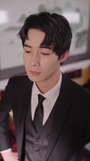 隐龙老爸身份藏不住了（61集）短剧全集免费看