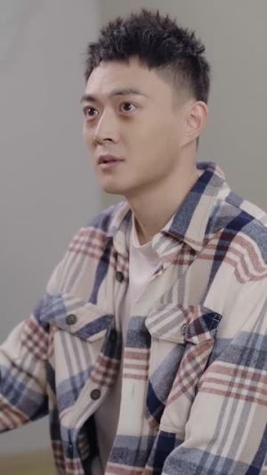 我在娱乐界大展宏图 (83集) 我在娱乐界大展宏图 (83集)火爆短剧热播中