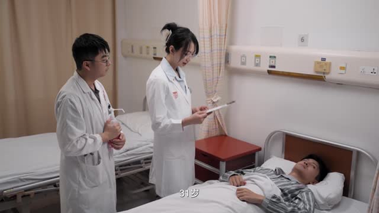 师姐，我不做医生了（全集）逆袭短剧