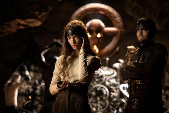 暗黑女神,好莱坞最炙手可热的新星 安雅·泰勒-乔伊 影视作品_安雅·泰勒-乔伊_安雅·泰勒-乔伊 传记