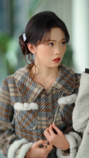 小可爱牌风水锦鲤下山啦（76集）仙侠短剧