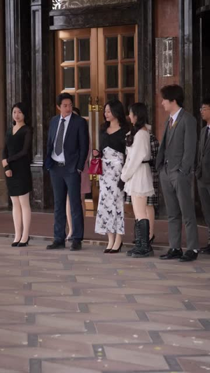 春节回乡，未婚妻带我光宗耀祖（62集）逆袭短剧