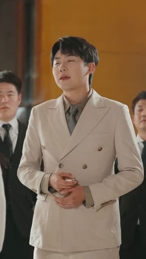 嘴硬大少爷分手后痛哭后悔,追妻火葬场短剧 大少爷嘴硬傲娇,分手后你怎么哭了(80集)甜宠短剧