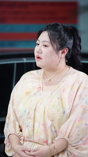 超级返还，靠闺蜜躺赢赚翻天（99集）神豪短剧