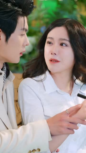 拒当舔狗我的返现全靠美女买单（75集）神豪短剧