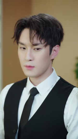 退！退！退！这个保镖不对劲（67集）逆袭短剧