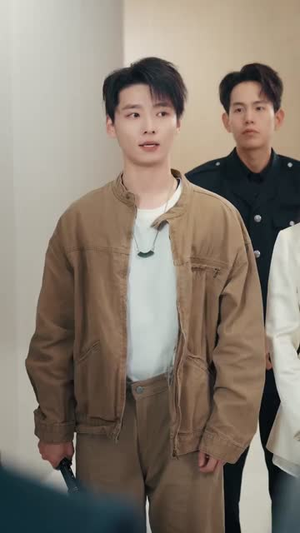 老婆这江山我送你短剧权谋交织,夫妻联手夺天下 老婆,这江山我送你(62集)逆袭短剧